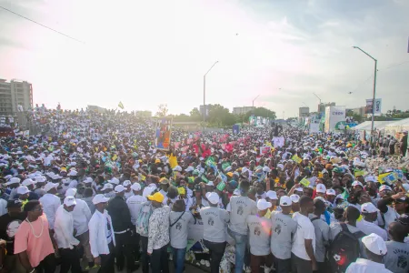 Comme le 29 avril dernier, le stade de l’Amitié d’Angondje devrait être plein à l’investiture d’Oligui Nguema, ce samedi.