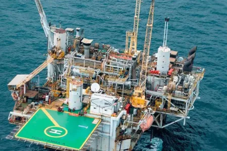 Plateforme pétrolière Becuna, un site opéré au large de Port-Gentil par Perenco Oil & Gas Gabon © DR
