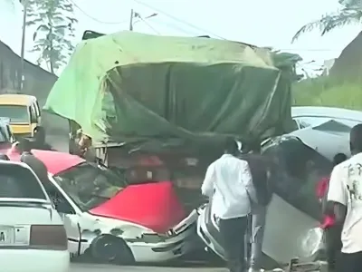Le poids lourd défectueux, à l’origine du drame