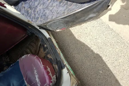 Etat de portière et du siège d’un taxi en circulation à Libreville