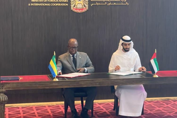 Gabon-Emirats arabes unis : exemption de visas et accord de bourses d’études 
