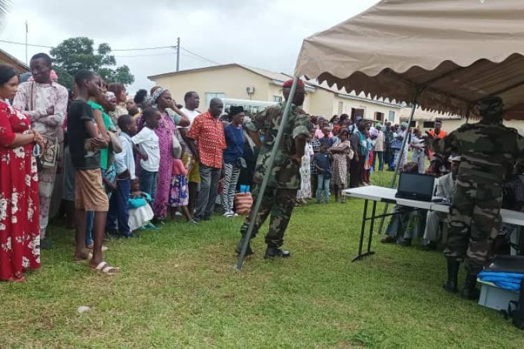 Manœuvres militaires dans la Ngounié 