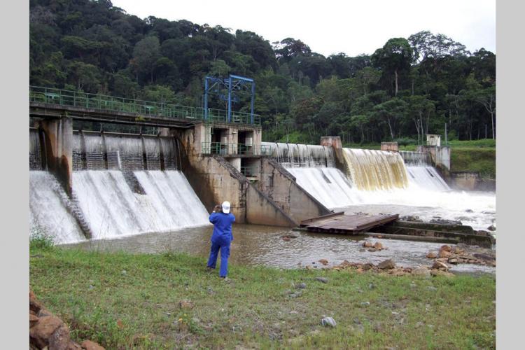 Energie : Le contrat de concession du barrage de Kinguele à Meridiam