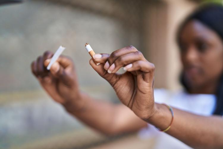 Lutte antitabac : il faut appliquer le décret interdisant de fumer dans les lieux publics