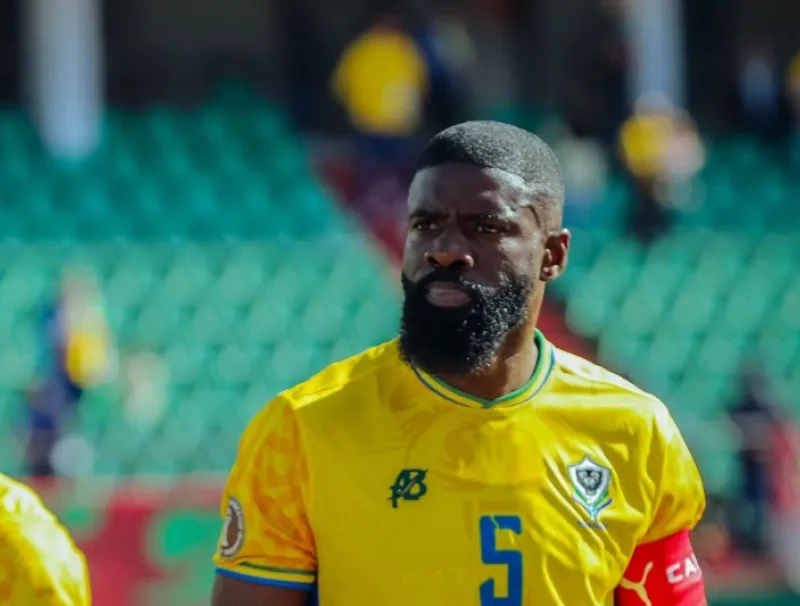 Bruno Ecuele Manga, footballeur gabonais