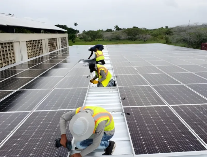 Centrale solaire d'Ayeme