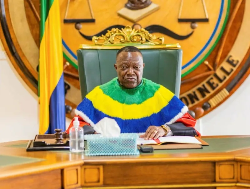 Le président de la Cour constitutionnelle, Dieudonné Aba’a Owono, rendant la décision d’homologation des résultats du RGPL.
