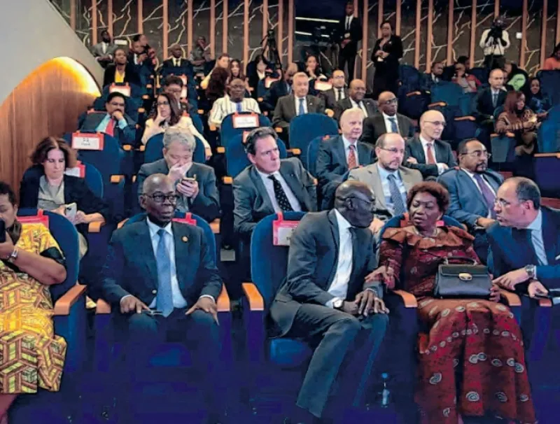 Diplomates accrédités au Gabon ici, lors de l’exposé du ministre de la Communication sur la suspension des réseaux sociaux