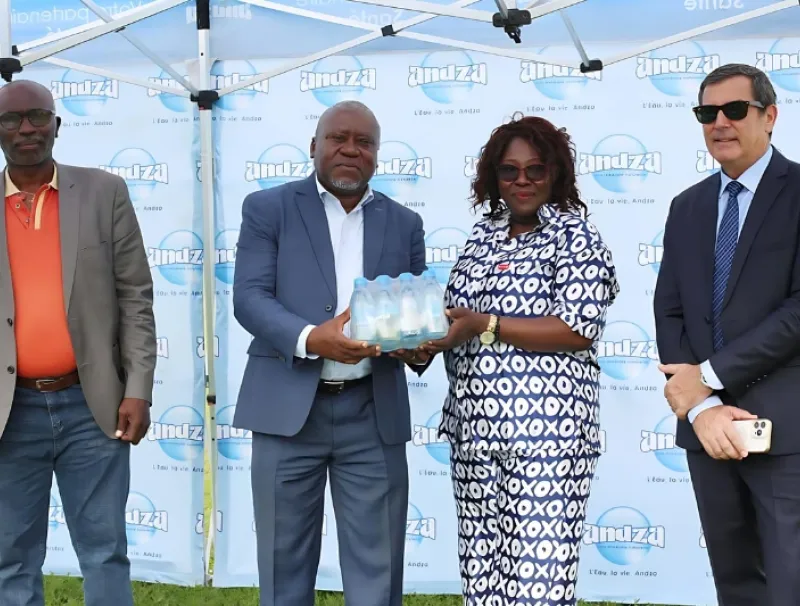 Remise de don d'eau de la sobraga