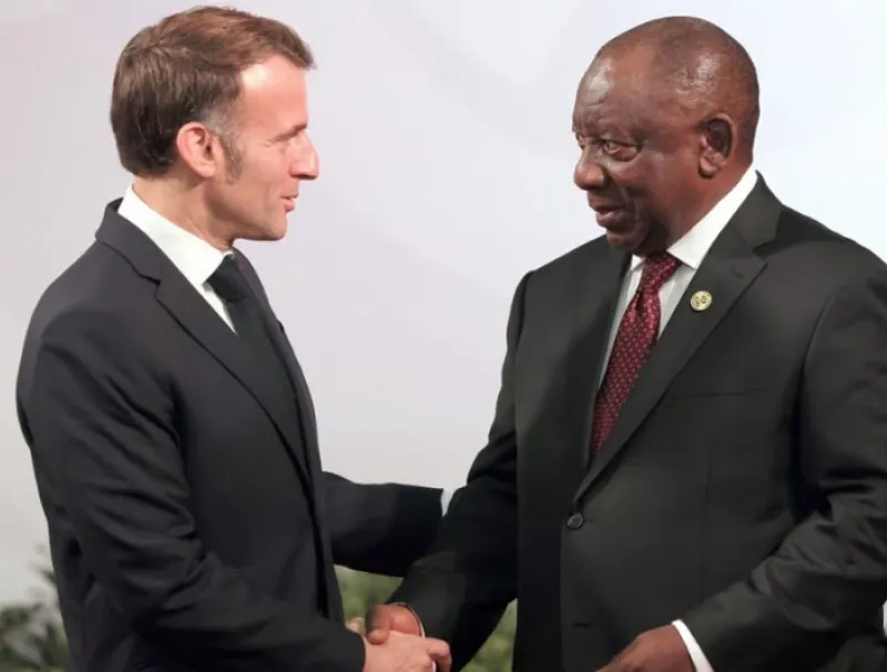 Emmanuel Macron, président de la France et Cyril Ramaphosa, président de l'Afrique du sud