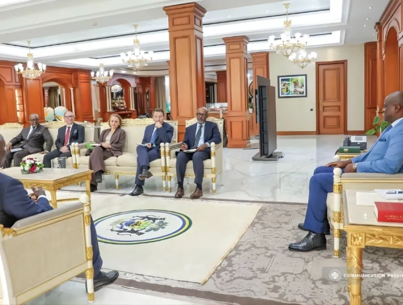 Une phase de la rencontre entre le chef de l’Etat, Brice Clotaire Oligui Nguema, et la délégation du FMI.