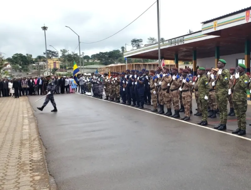 La phase des honneurs militaires
