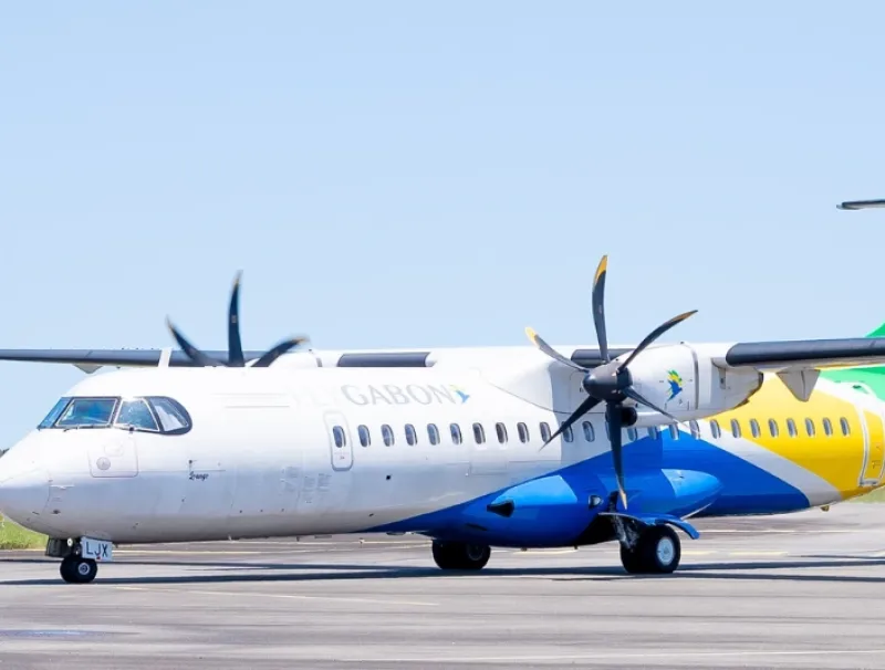 Un avion de Fly Gabon. © DR