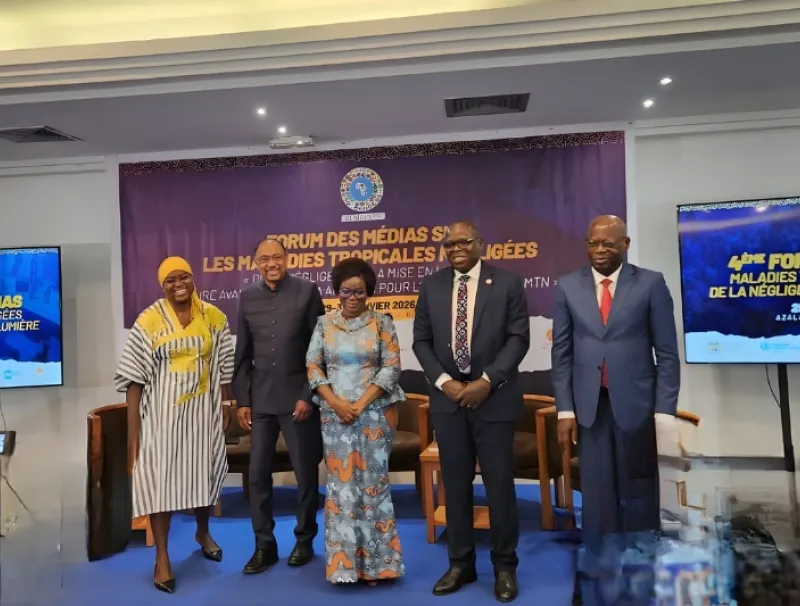 Officiels lors du 4ᵉ forum du Réseau médias africains pour la promotion de la santé et de l'environnement (Remapsen)