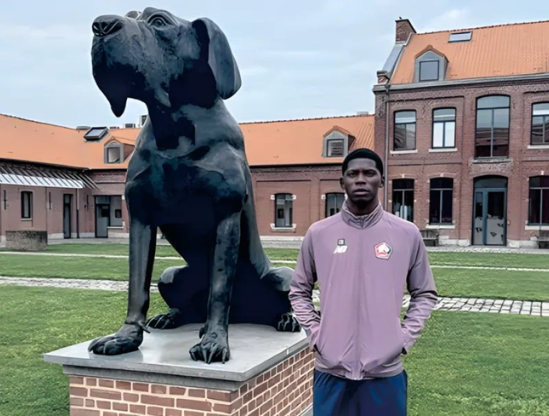 Ghislain Ndong Ndong, ici au Centre de formation de Lille