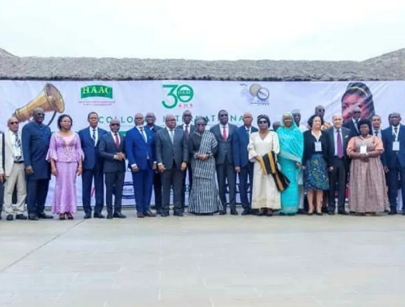  La HAC du Gabon aux cotés de ses pairs à l’issue du colloque du Bénin. DR