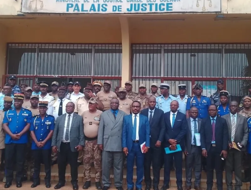 Augustin Emane, ministre de la justice à Mouila