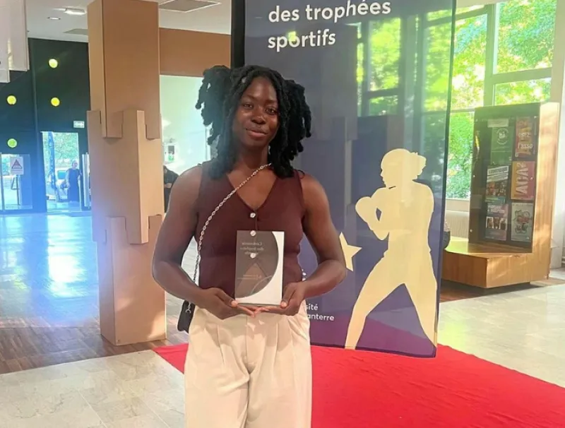 Kenza Falana, médaillée d’argent au lancer du marteau. © DR