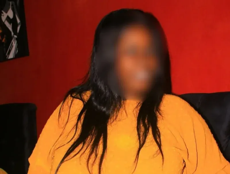 La mairesse, influenceuse gabonaise