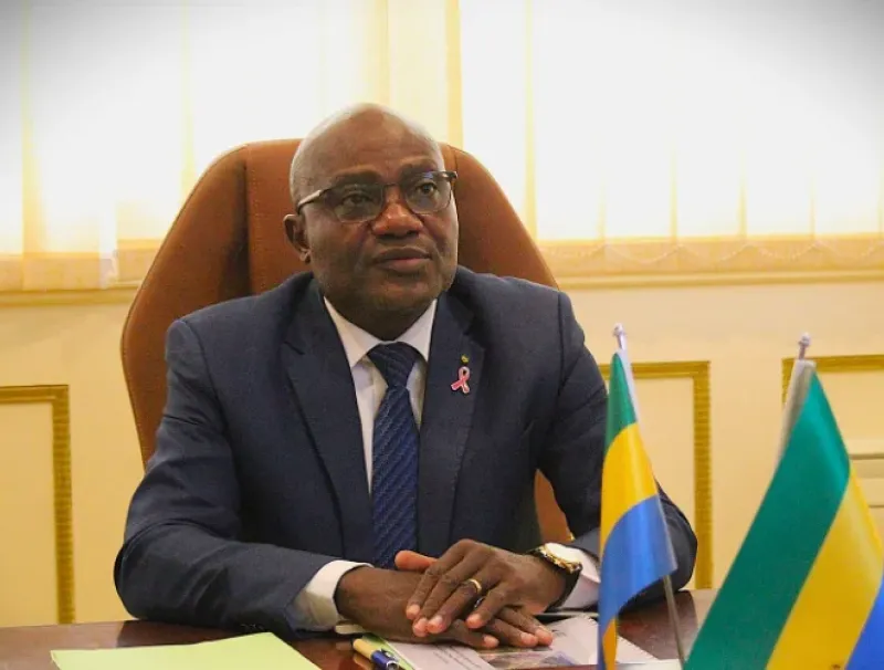 Lambert Mouvinde Millot, ministre des Travaux publics