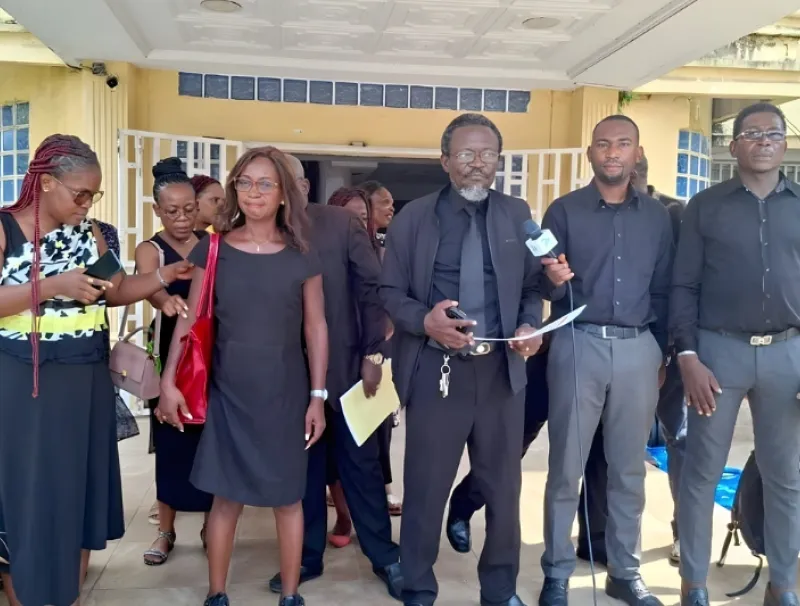 Les membres de l’USPAUAPAG lors de leur déclaration