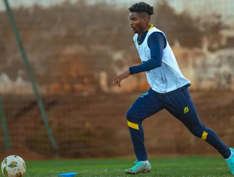 Didier Ndong, Footballeur international gabonais