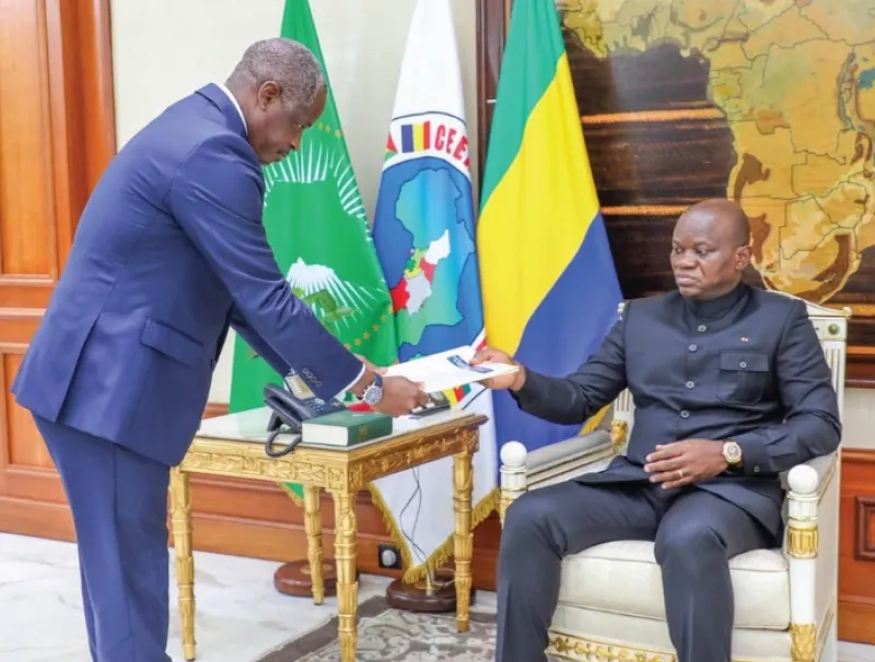 Brice Clotaire Oligui Nguema, président du Gabon et hermann Immongault, vice-président du gouvernement