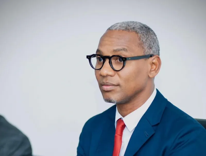 Paul KESSANY, ministre des sports