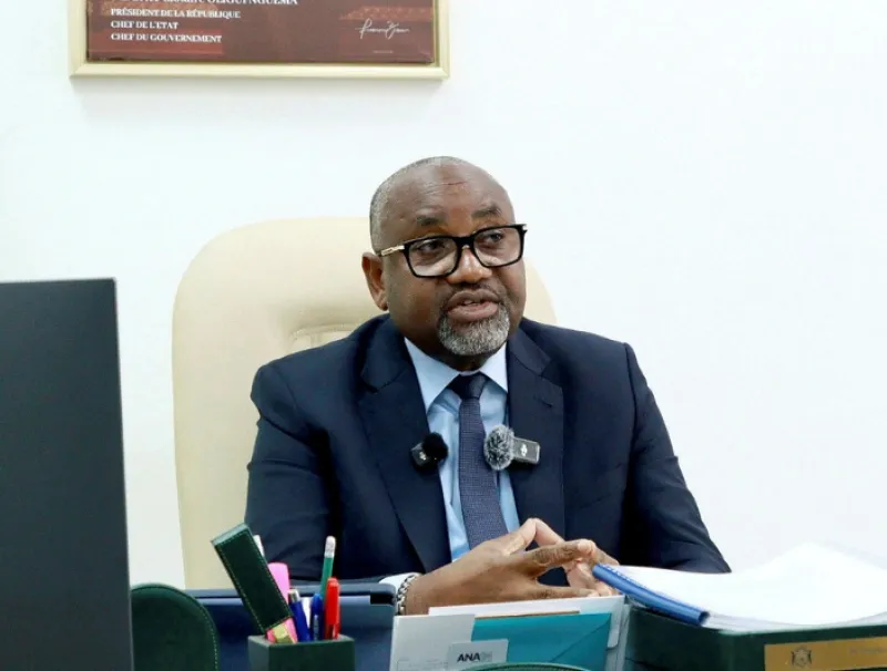 Pr Charles Edgar Mombo, ministre de l'enseignement supérieur