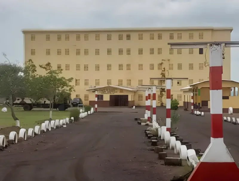 Prison de Yéné, franceville