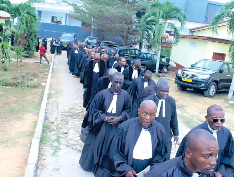 La procession des pasteurs à la clôture du synode de l’Église évangélique du Gabon.