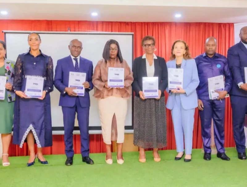 Remise officielle du Registre social unique du Gabon