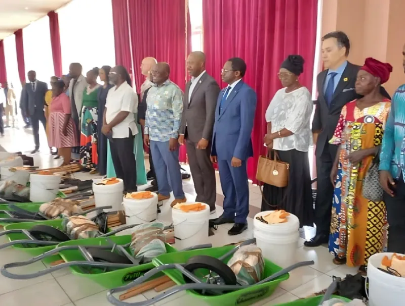 Remise d’équipements à 66 bénéficiaires de l’appel à projets agricoles du Haut-Ogooué