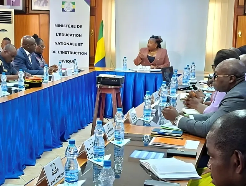 Camelia Ntoutoume-Leclerq, ministre de l'éducation nationale