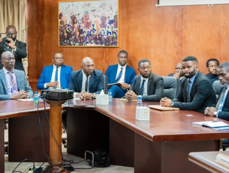 Rencontre entre le vice président du gouvernement et "sos éducation"