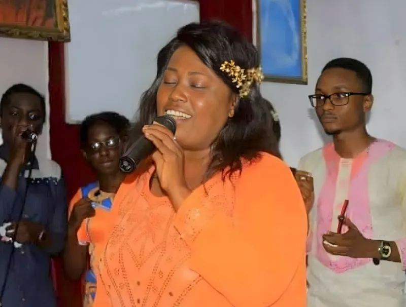 Stéphanie Yokabe, artiste gospel gabonaise