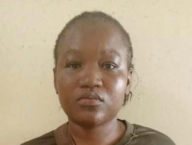 Stecinia Carlie Koumba médite sur son sort au pénitencier de Mouila. © DR