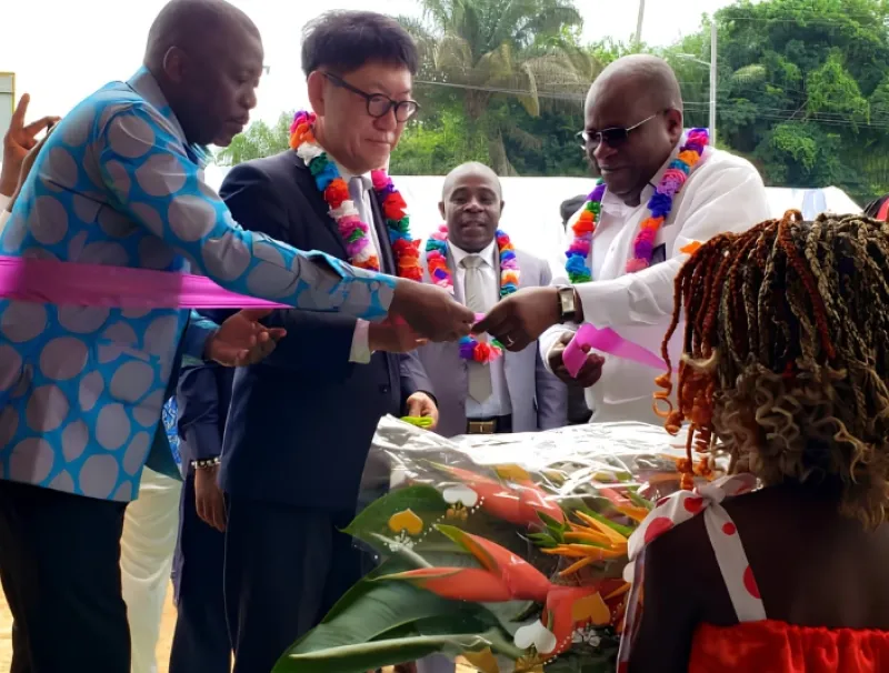 S.E.M. Yoshio Ando, ambassadeur extraordinaire et plénipotentiaire du Japon au Gabon