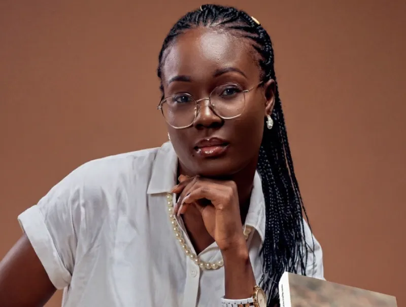 Brenda Ndembet Mbani, écrivaine gabonaise