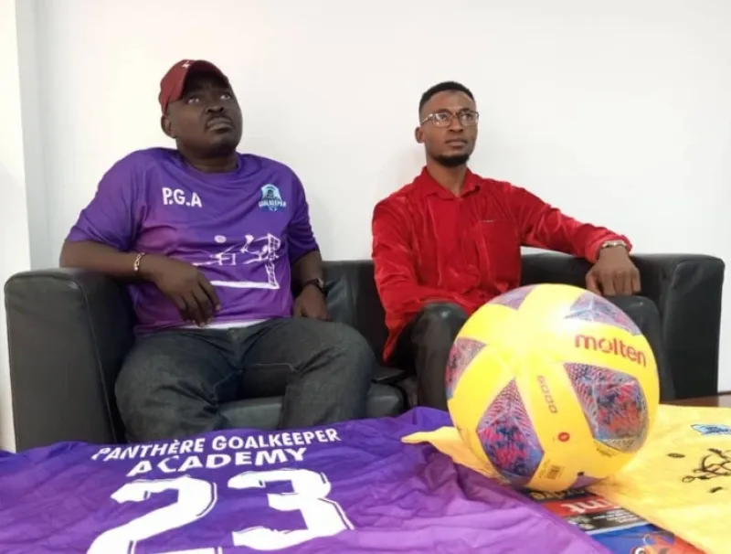 Yvon Koumba (g), ancien coach des gardiens des Panthères A souhaite rehausser le niveau de nos portiers.