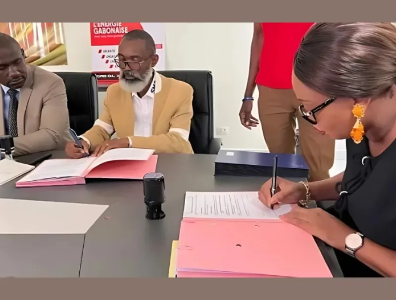 Une vue de la signature du protocole d'accord entre les deux parties