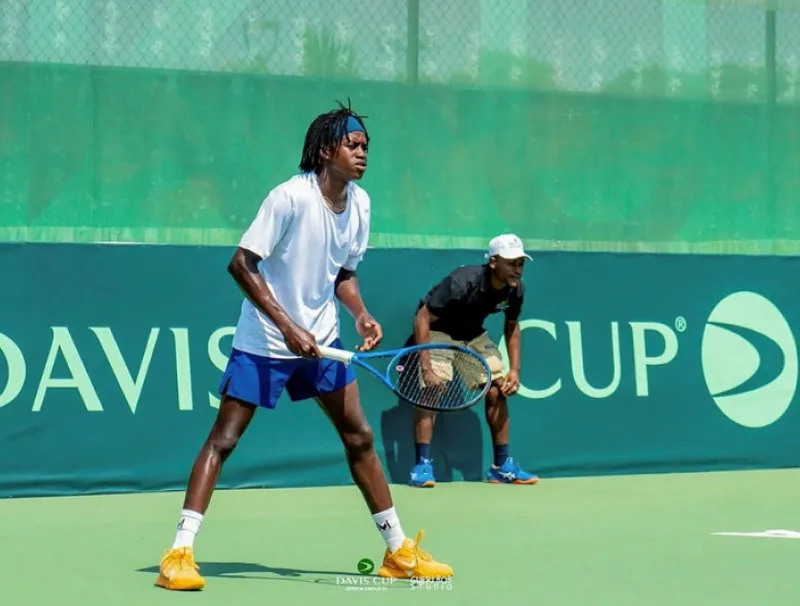 Christopher Koumba a été la petite lumière dans le noir total des tennismen gabonais. © DR
