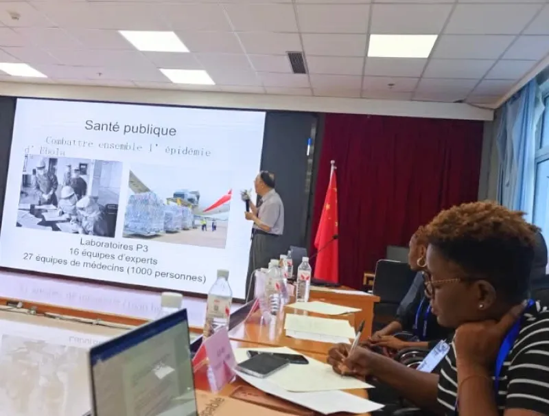 Médias : des journalistes gabonais en séminaire à Beijing