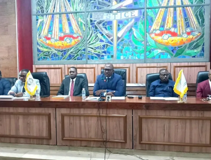 Les membres du bureau du Synamag, lors de l’assemblée générale