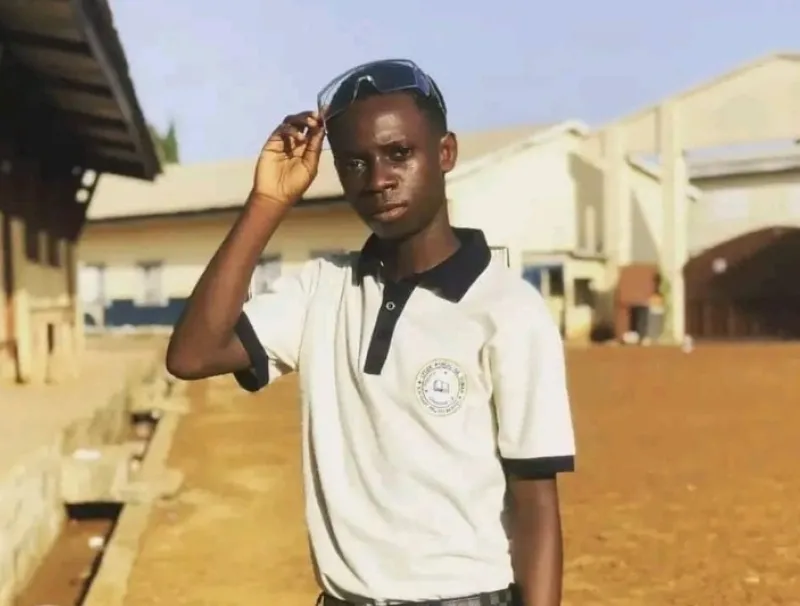Le jeune Sylvano Brayan Mbadinga Mikolo a eu une blessure ouverte à la nuque.