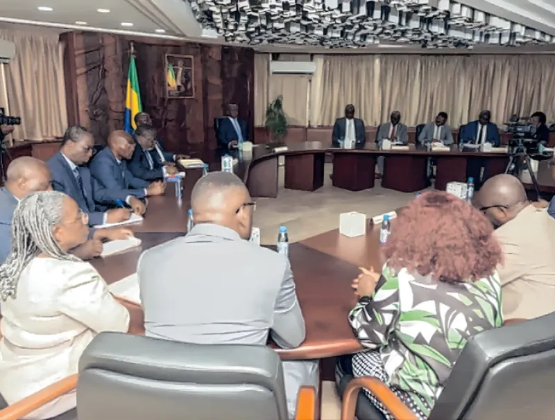 Séance de travail entre le gouvernement et les entreprises pétrolières