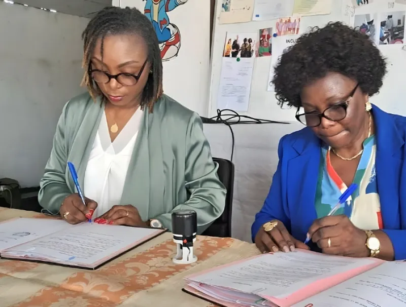 La signature de la convention entre l’école spécialisée et les Affaires sociales