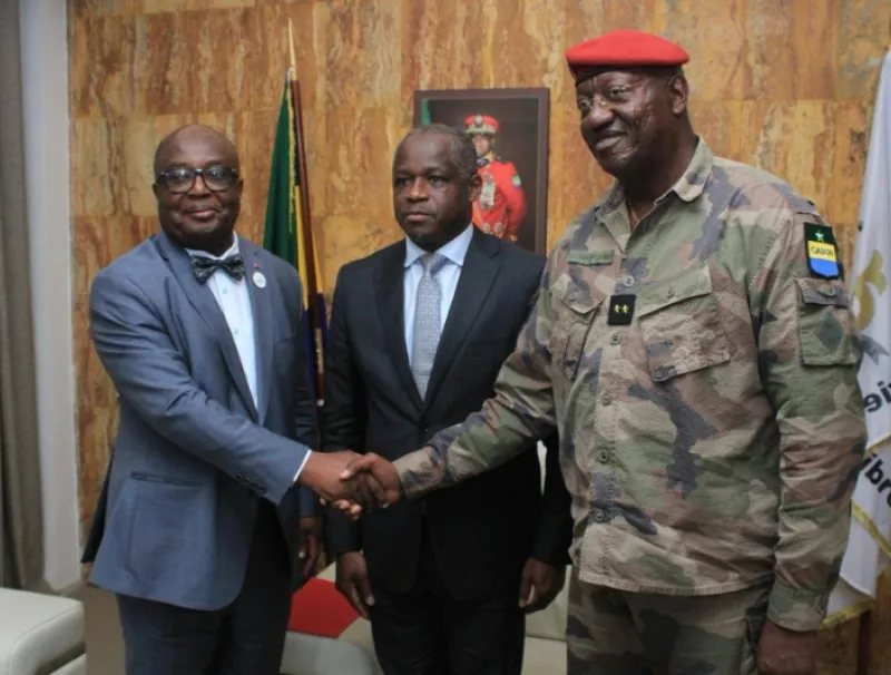 PASSATION DE CHARGE À L’HÔTEL DE VILLE DE LIBREVILLE | DR