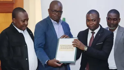 Signature d'un protocole pour suspendre la grève