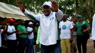 Dr Séraphin Akure-Davain,  député du 2e arrondissement de Lambaréné